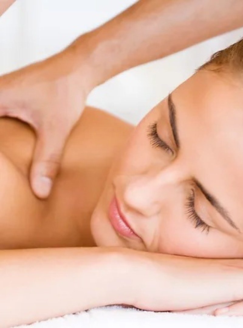 Relaxing massage treatment